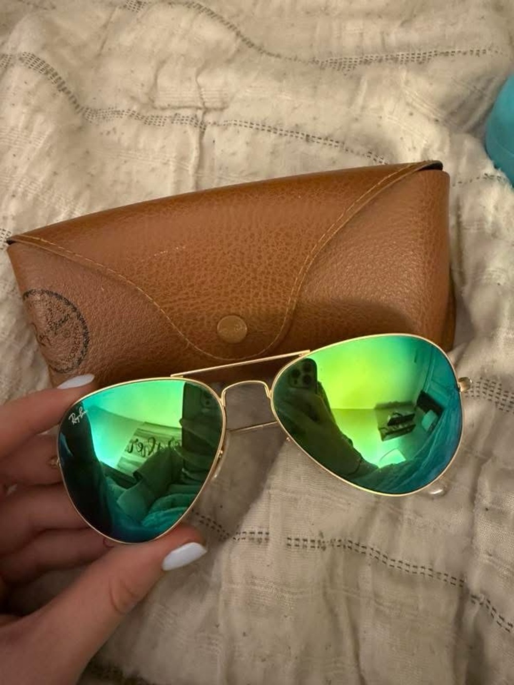Ray-Ban Gold Frame Green Mirror Aviator Sunglasses